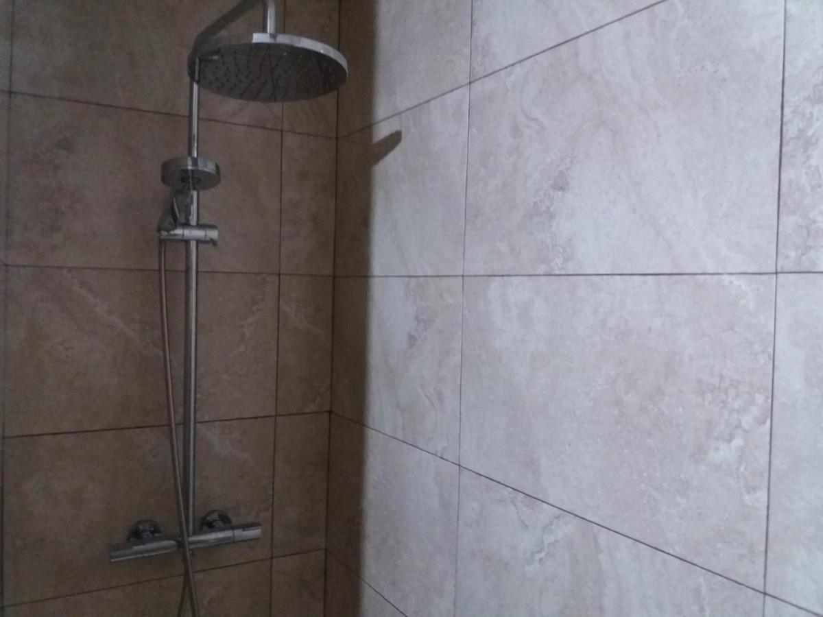 Apartamento Saron Centro 1 Exterior foto