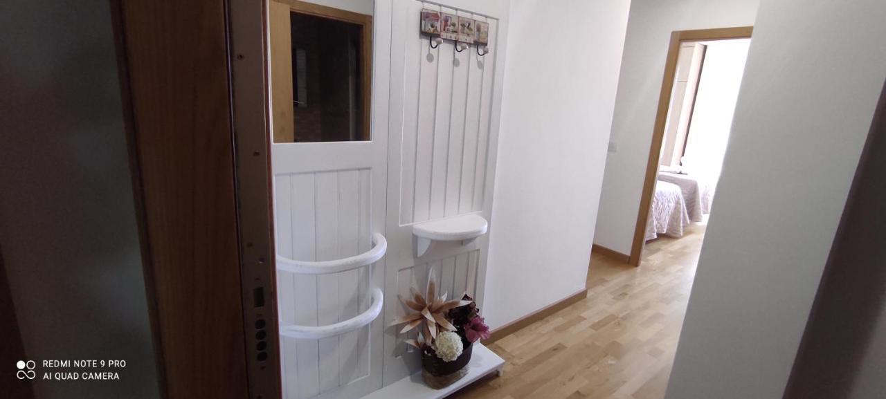 Apartamento Saron Centro 1 Exterior foto
